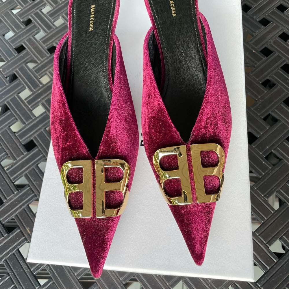 Balenciaga rouge prune color